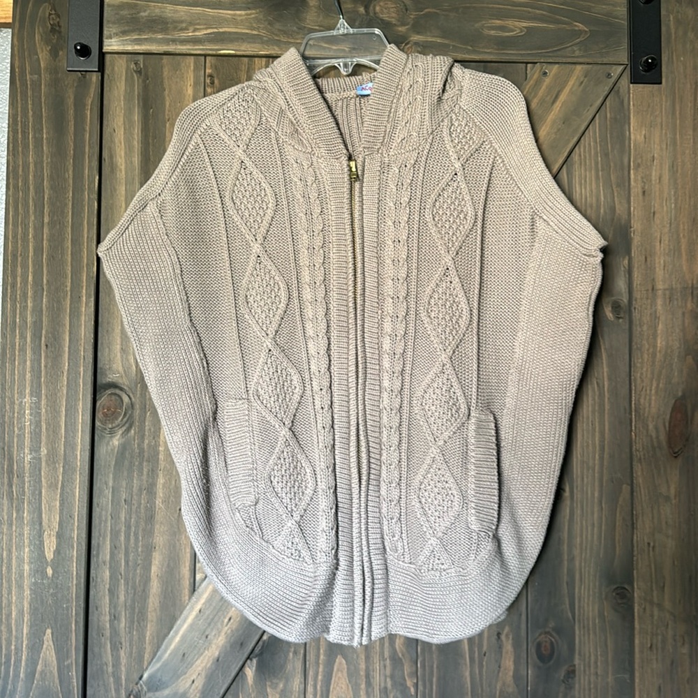Acrobat Sweater with Hood